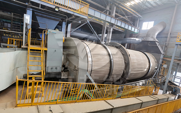 三筒糟渣烘干設備運行現(xiàn)場